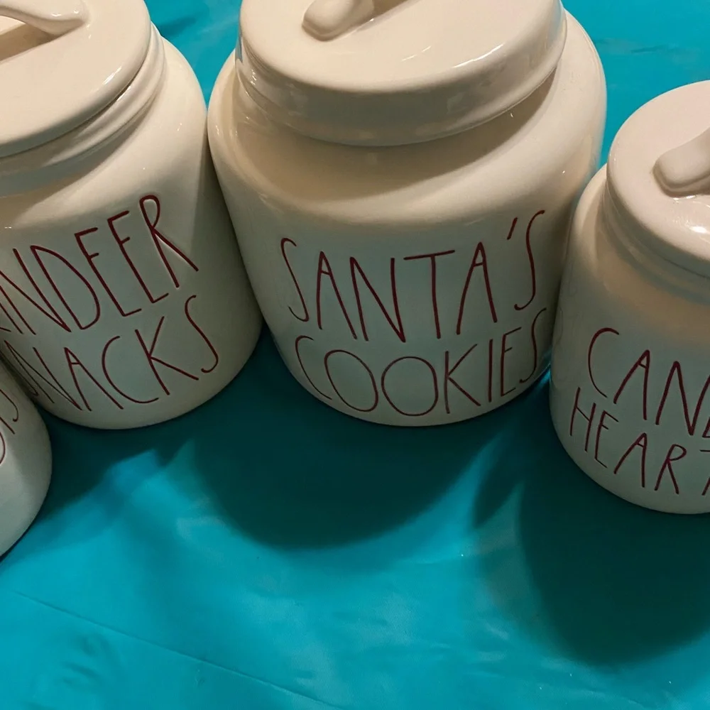 Rae Dunn Christmas canisters set of 4 New without tags - Picture 7 of 13